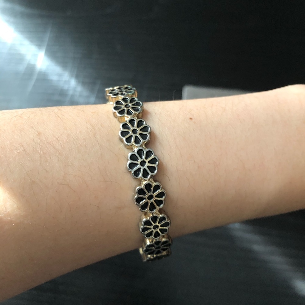 Forever 21 Flower Enamel Bangle Bracelet Cuff